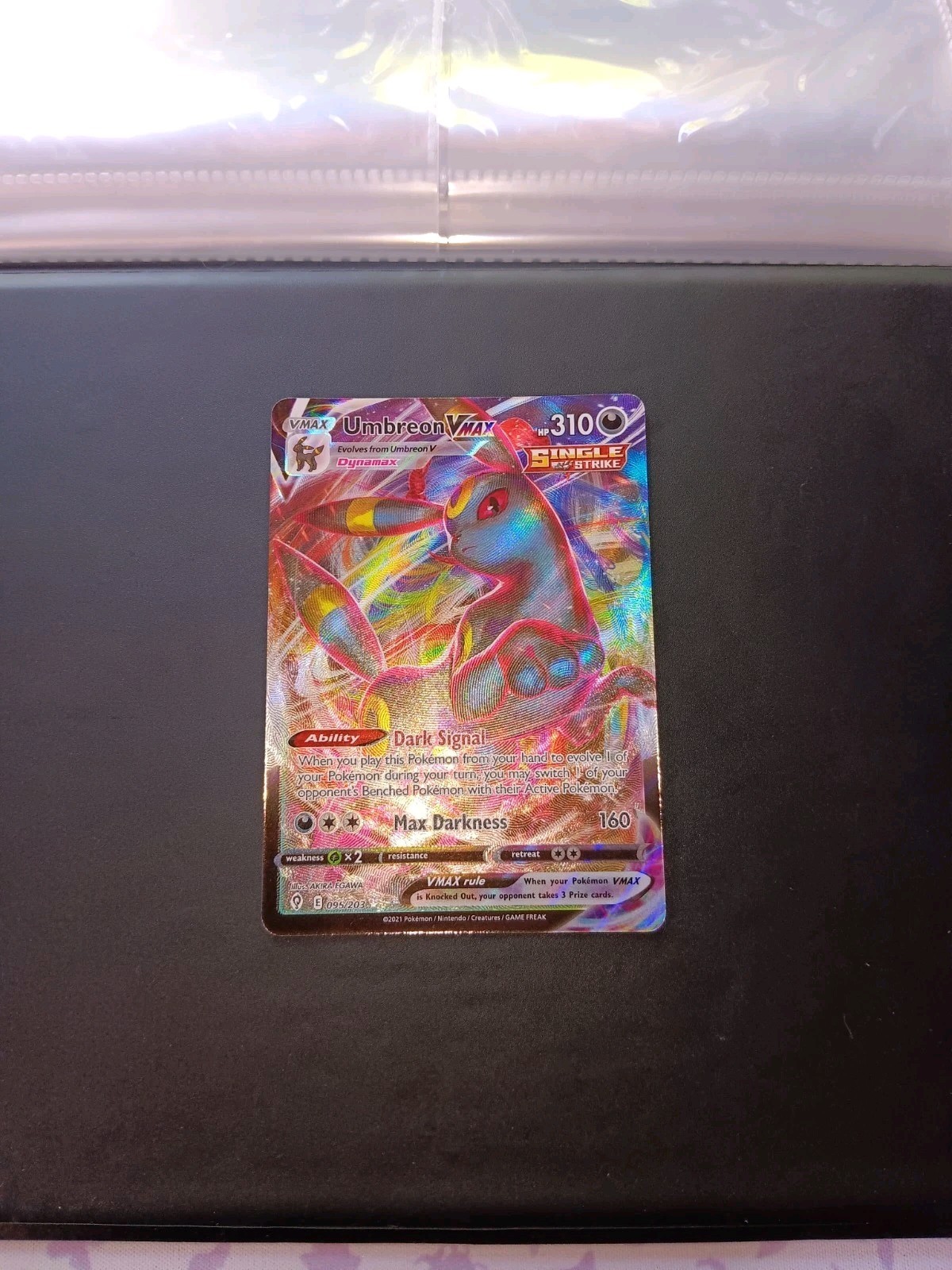 pokemon tcg evolving skies 095 203 umbreon vmax card Umbreon Vmax Evolving Skies 095/203, NM Pokemon Card