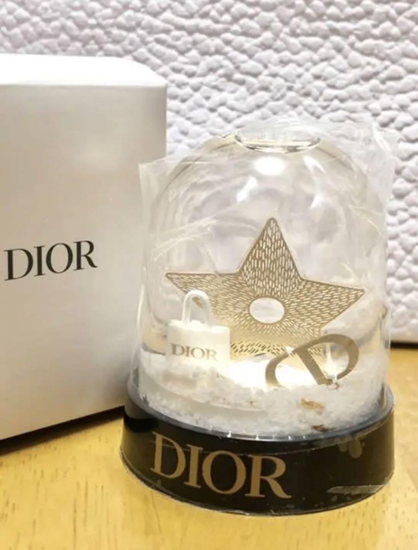 Dior クリスチャンディオール スノードーム ノベルティ DIOR スノードーム ノベルティ 35.000円 - メルカリ