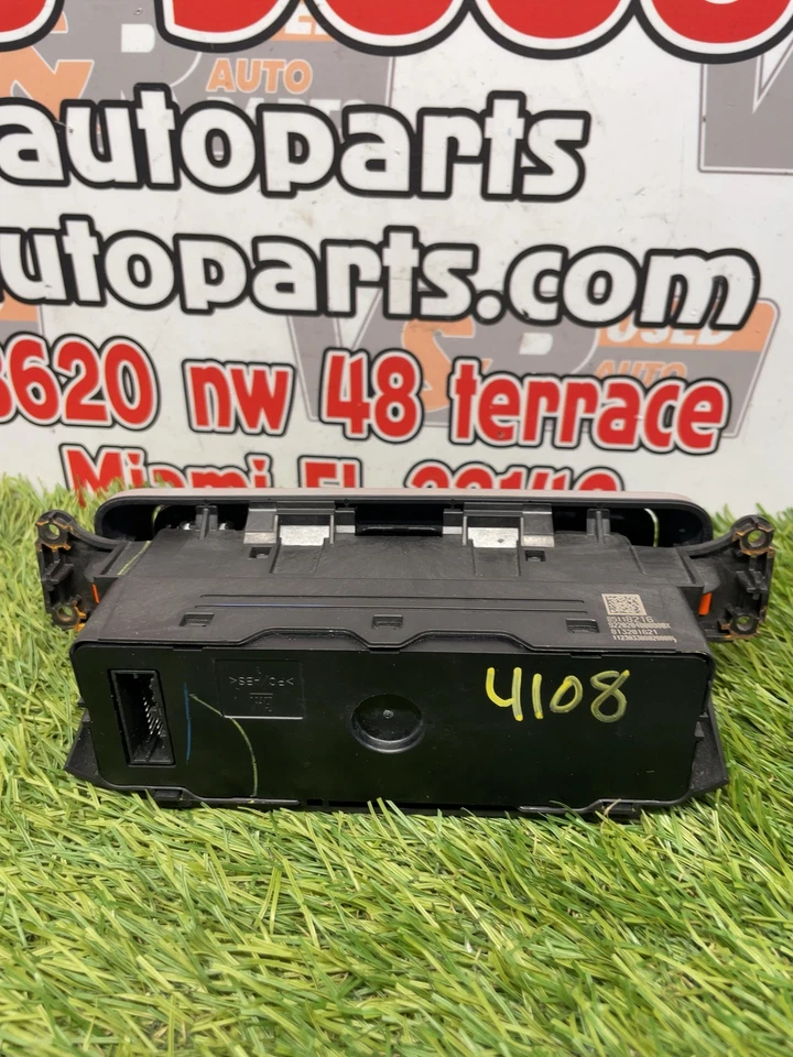 ✅ 2023 GMC ACADIA Electronic Transmission Shifter PN: 85118216 OEM - Image 3 of 4