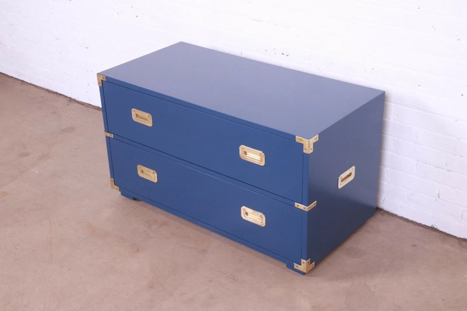 1960-е Henredon Середина века Голливудская Регентская Кампания Стиль Сундук, Отремонтированный - Изображение 2 из 4