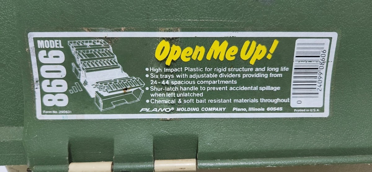 Vintage Plano 8606 6 Tray Lockable Fishing Tackle Box Large