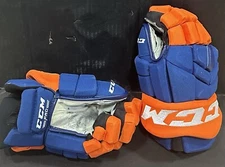 New York Islanders Game Used Player Worn CCM Hockey Gloves Pair Steiner LOA