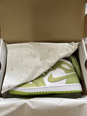 Nike Air Jordan 1 Mid SE Women's Green Snakeskin Size 6.5W DV2959