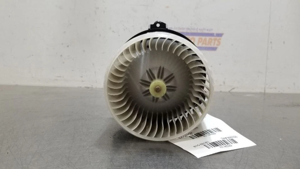 Toyota Highlander 18 2018 fabricante de equipos originales ventilador trasero motor calefacción Foto 2 de 4