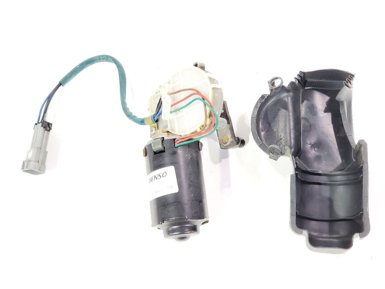 2003 Maserati Spyder Cambiocorsa OEM Windshield Wiper Motor Only TGE438C