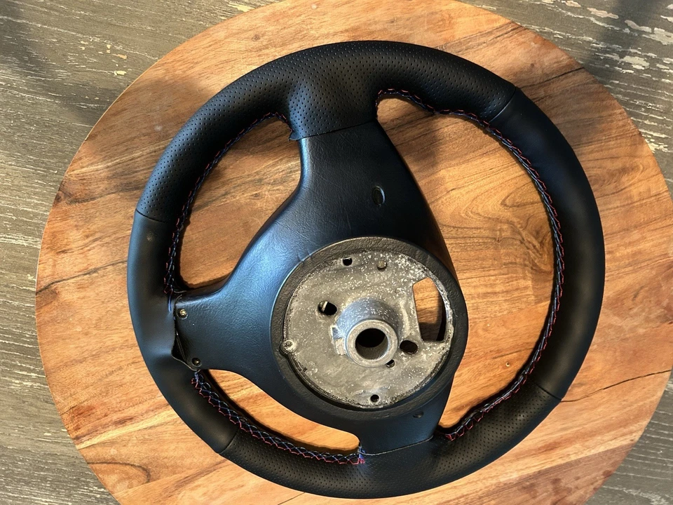 Volante BMW M3 M5 E39 E46 325 525 x5 fabricante de equipamento original 540 530 M3 couro 2001-2006 - Imagem 4 de 4