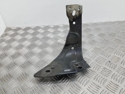 VW PASSAT B7 ALLTRACK 365 Kotflügelhalter vorne rechts 3AA821142 2.00 34709425