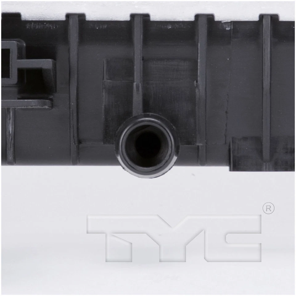 Radiador-ST, Turbo TYC 13430 para Ford Fiesta 2014 Foto 4 de 4