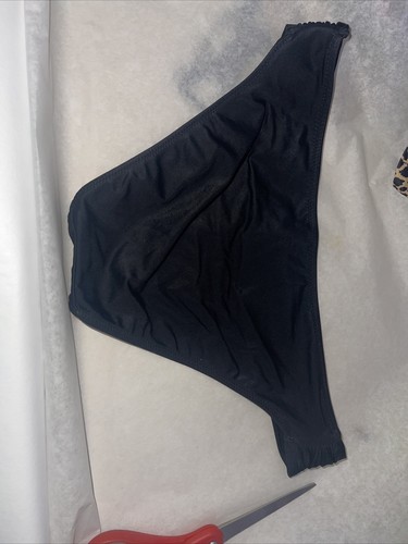 Victoria's Secret Swim Set The Unforgettable Demi Top(32D) Black Bottom Small - Picture 18 of 21