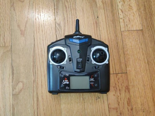 Udi RC UFO 2.4GHz 4Ch 6-Axis Quadcopter Drone (model U818A) - Picture 3 of 4