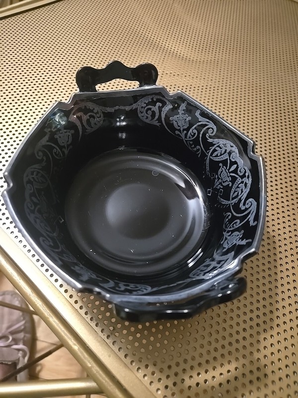 Vtg Evangeline National Black Glass Silver Overlay Deposit Bowl L.E. Smith JJ#85