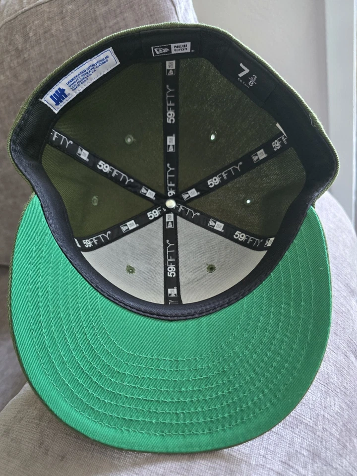 New Era Undefeated Men's Green Fitted Cap 59Fifty - Image 4 of 4