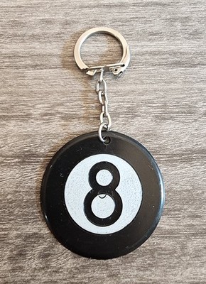 Vintage Lucky 8 Ball Plastic Keychain Key Ring