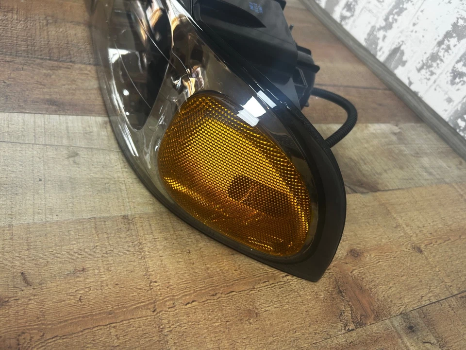 Faro halógeno del lado del conductor Lincoln Blackwood Navigator 1998-2002 OEM Foto 2 de 4