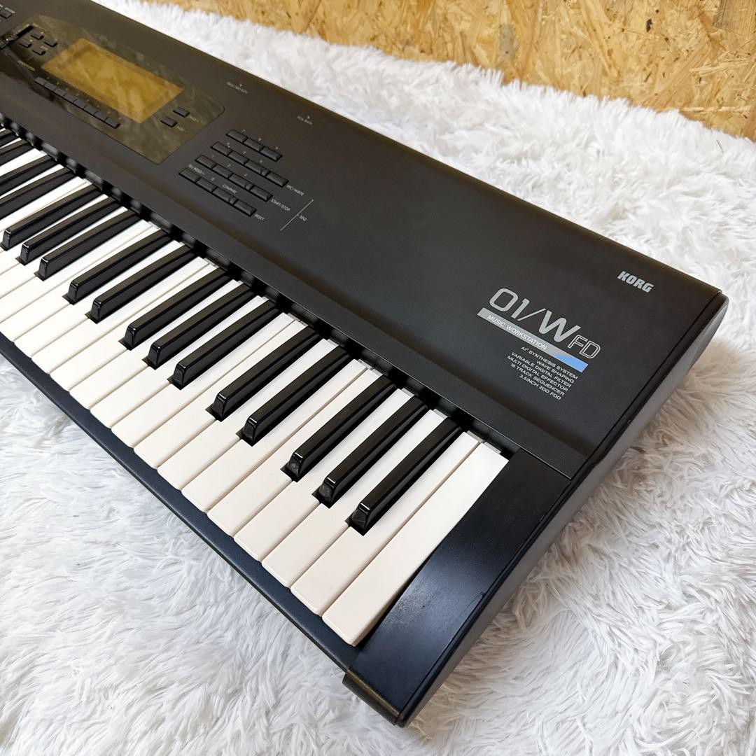 Korg 01/W ProX 88-key Keyboard Synthesizer Black keyboard