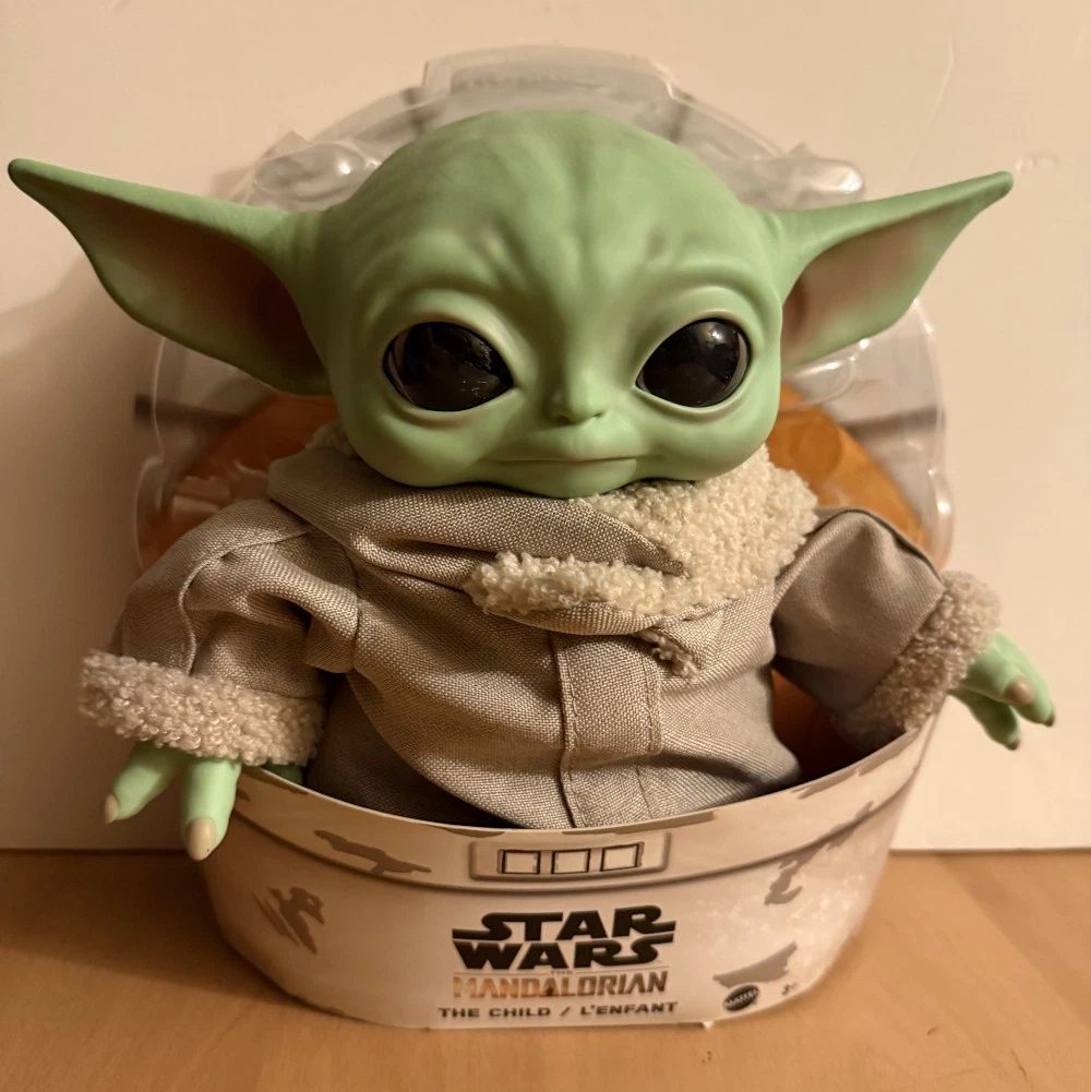STAR WARS Star Wars Figurine peluche 28 cm The Child alias Baby Yoda