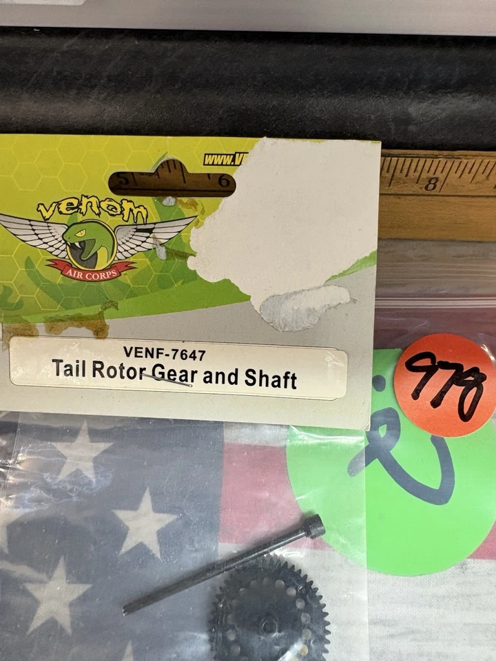 Engranaje y eje de rotor de cola Venom VENF-7647 NewInPack enviado a EE. UU. Foto 3 de 3