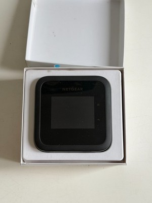 Netgear Nighthawk M6 PRO Mobile Router 5G WiFi 6 MR6450-100EUS   Top Zustand