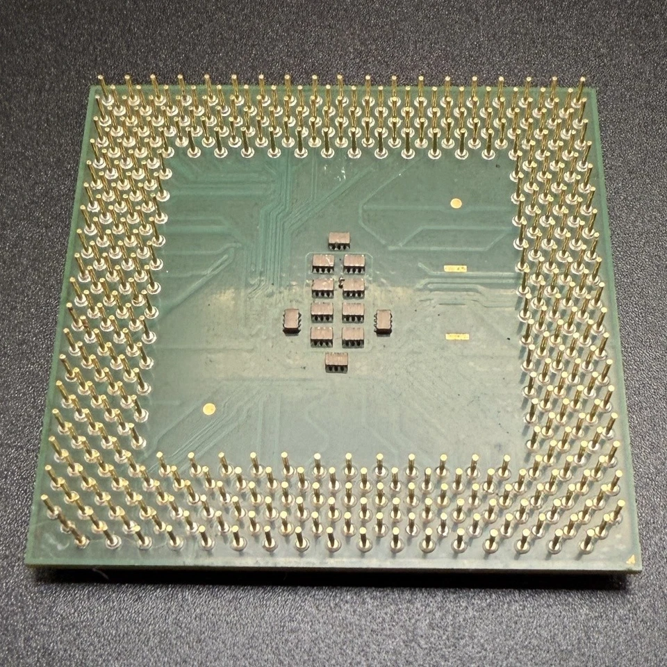 Intel Pentium III 1333MHz CPU Tualatin 1333/256/133/1.5 Socket 370 SL5VX - Image 2 of 3