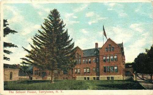 TARRYTOWN NY "THE SCHOOL HOUSE" (PIERSON SCHOOL) PRE-07 POSTCARD
