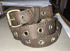 DISTRESSED Coldwater Creek Leather Adjustable Belt Studded S/M 1" Wide 456