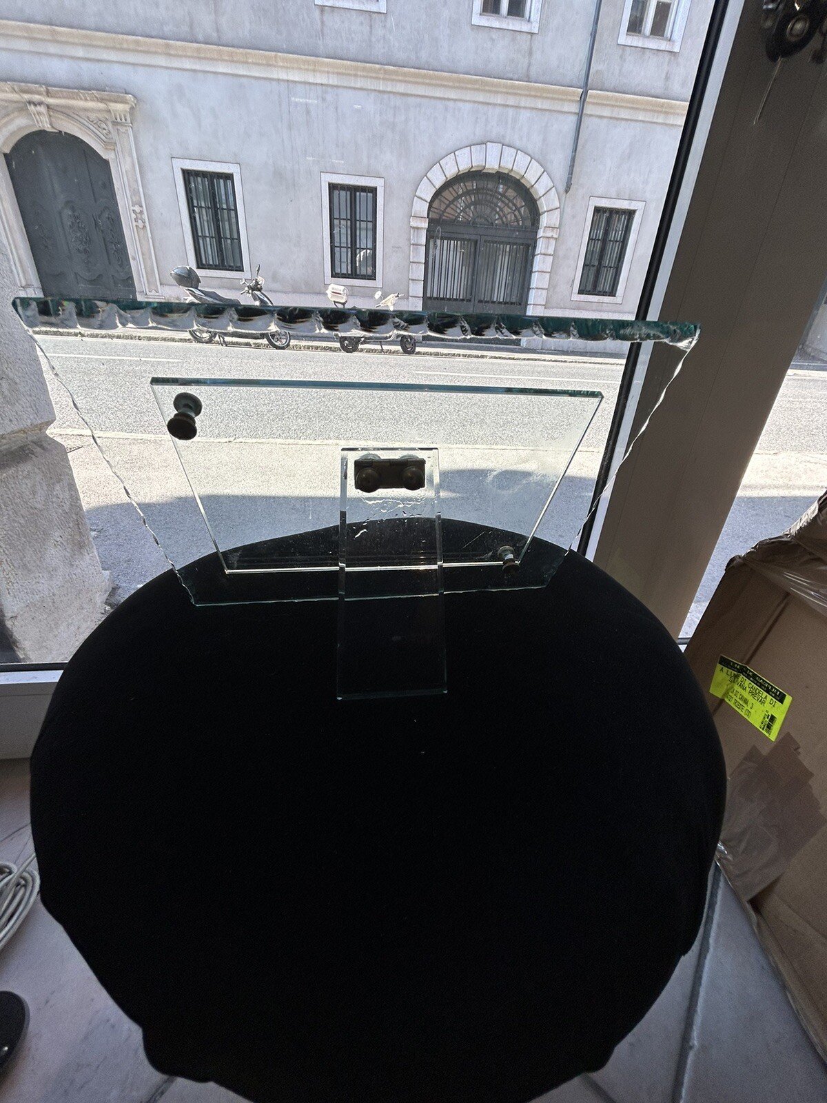 Picture 5 of 9