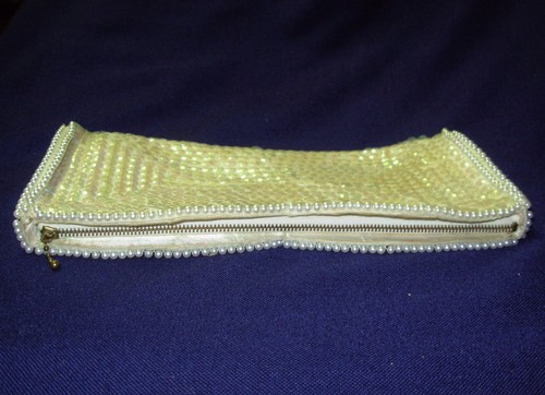 vtg La Regale ziptop Clutch evening Handbag iridescent sequins ivory beads Japan - Picture 5 of 6