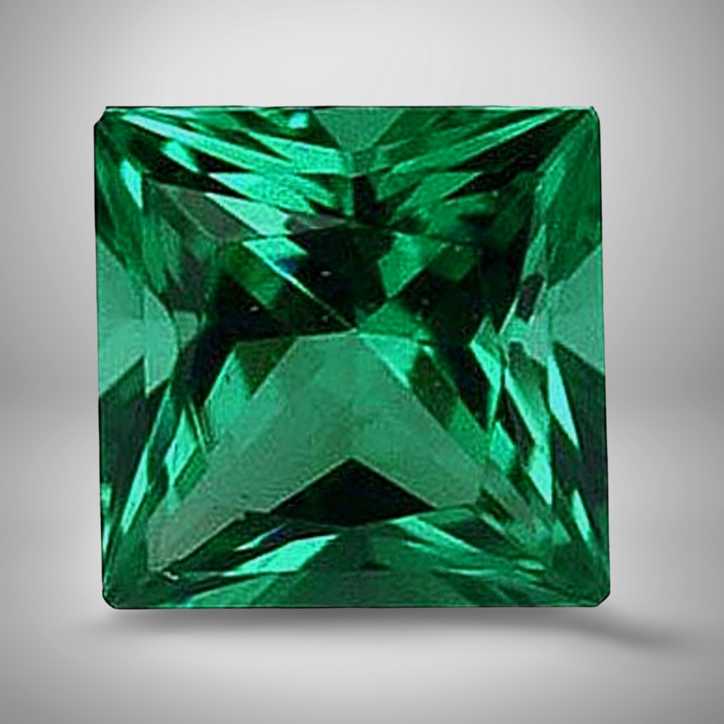 8.1 Ct VVS Emerald Square Cut Gemstone 14mm Precious Jewelry