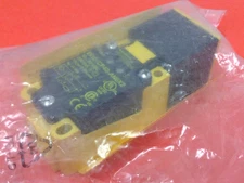 Turck - Type Bi15-CP40-AN6X2/S10 - Proximity Sensor - NEW