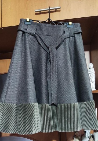 Women Akris Skirt Grey 36 / S / 44