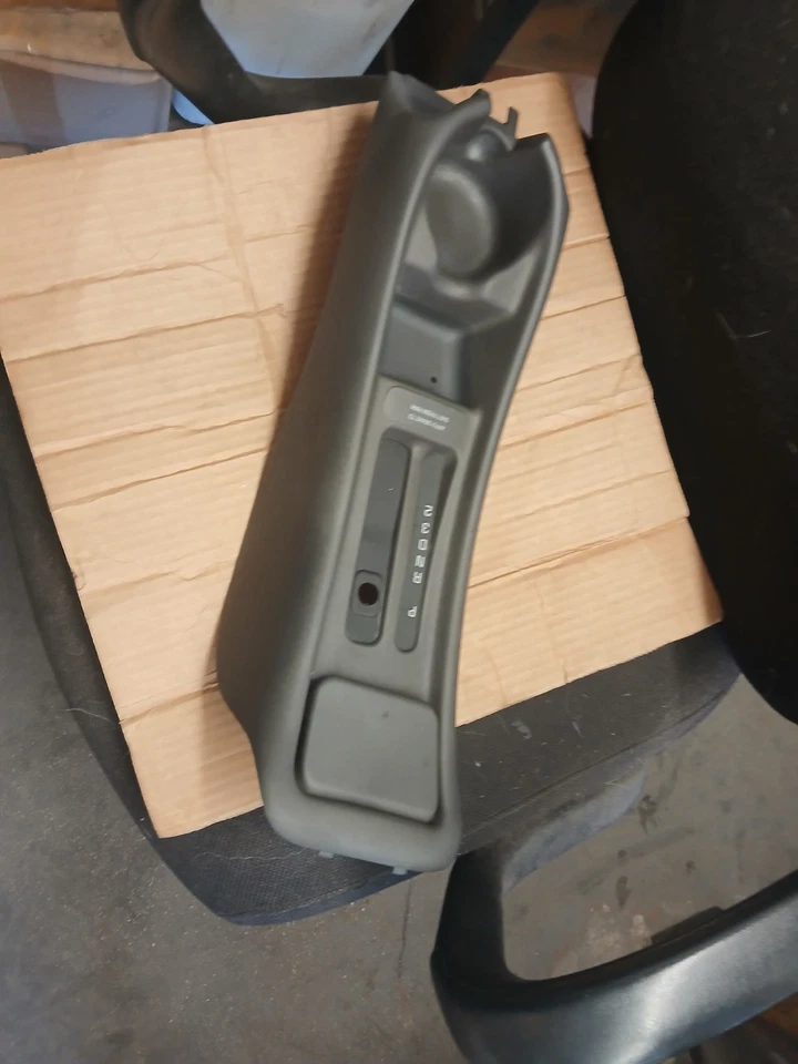 Pontiac Firebird 1993-1997 consola automática 5,7 L fabricante de equipos originales Foto 2 de 4