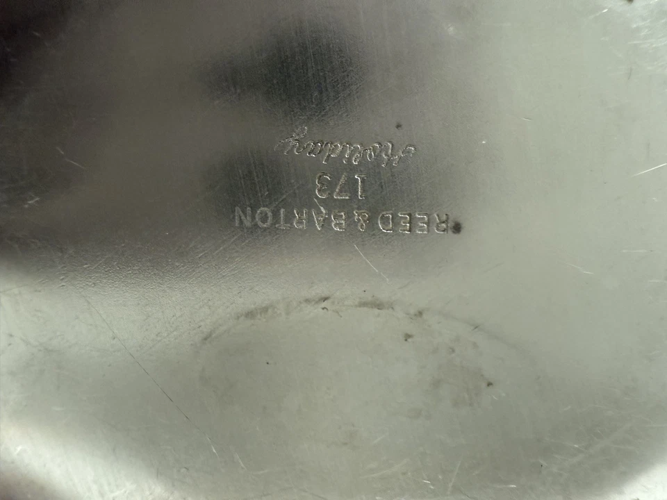 Prato de prata Reed And Barton recortado 173 feriado doces/nozes - Imagem 2 de 3