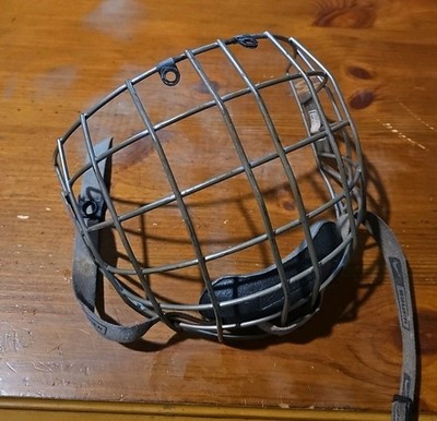 Bauer Adult Senior Medium FM4500 Ice And Roller Hockey Helmet Cage