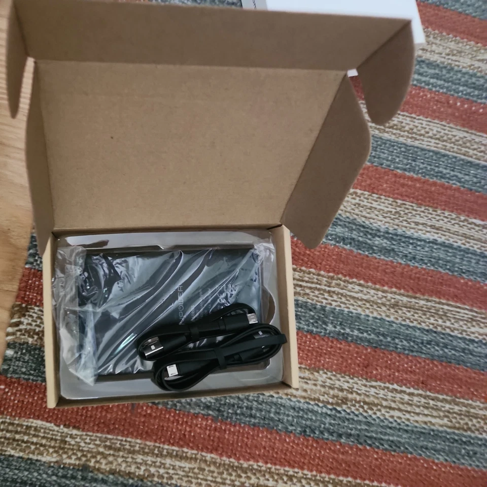 Cargador portátil Ravpower Ace Series 16750 mAh RP-PB19 batería Foto 2 de 2