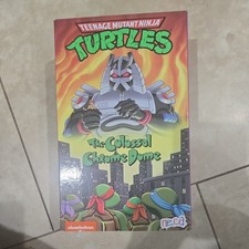 NECA Teenage Mutant Ninja Turtles The Colossal Chrome Dome 7  Action Figure