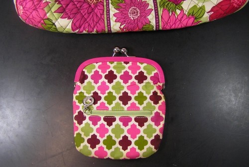 VERA BRADLEY  Quilted Cloth, Floral Shoulder Handbag, NEW - Picture 6 of 7