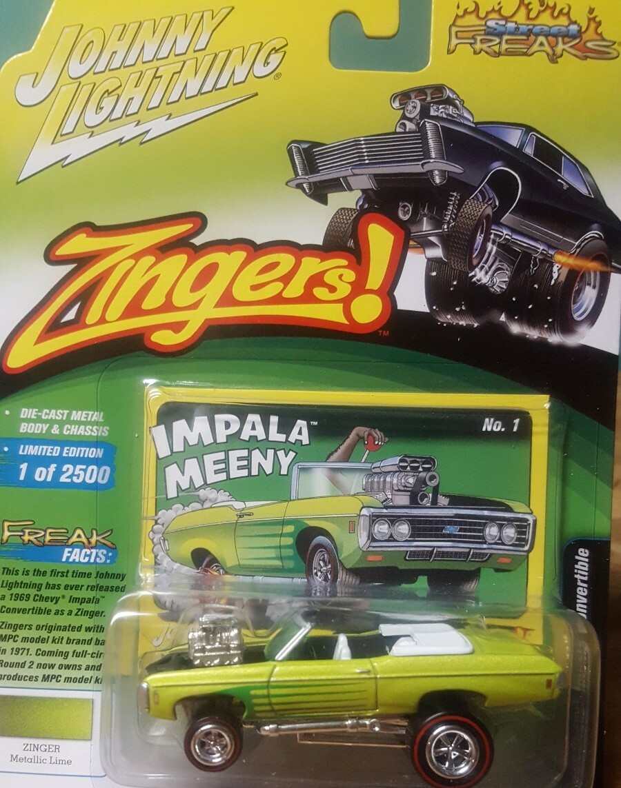 Johnny Lightning Zingers 1969 Chevrolet Impala Convertible