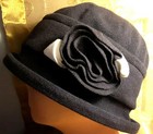 Parkhurst Black Cloche Cotton Hat w black and white flower for hair loss GUC — photo 1