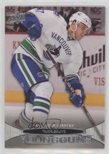 2011-12 Upper Deck Young Guns Yann Sauve #246 2d8