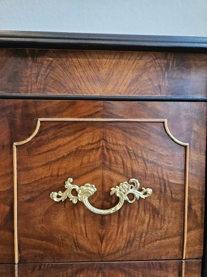 Antique Inlaid Desk – Restored with Black Accents – Berkey & Gay Era  - Image 4 of 4