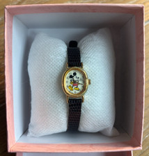 VTG Disney Watch 17mm Mickey Mouse Lorus  V811-5070  New Battery  AW7