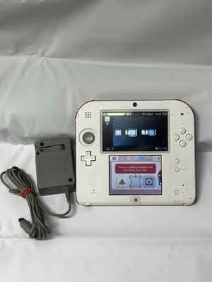 Nintendo 2DS Handheld Game Console FTR-001 White /red Charger Mario Version