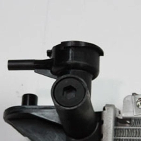 For Hyundai Sonata 2006-2010 TYC 2831 Engine Coolant Radiator - Изображение 3 из 4