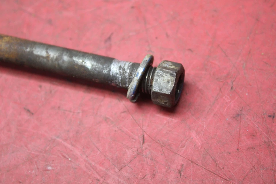 Suzuki Jr50 1987 basculante trasero suspensión eje pivote 61211-04410 Foto 3 de 3