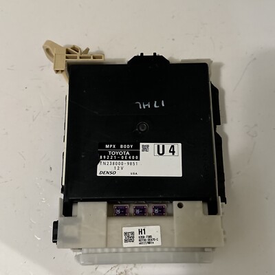 2017 TOYOTA HIGHLANDER MULTIPLEX BODY CONTROL MODULE OEM 89221