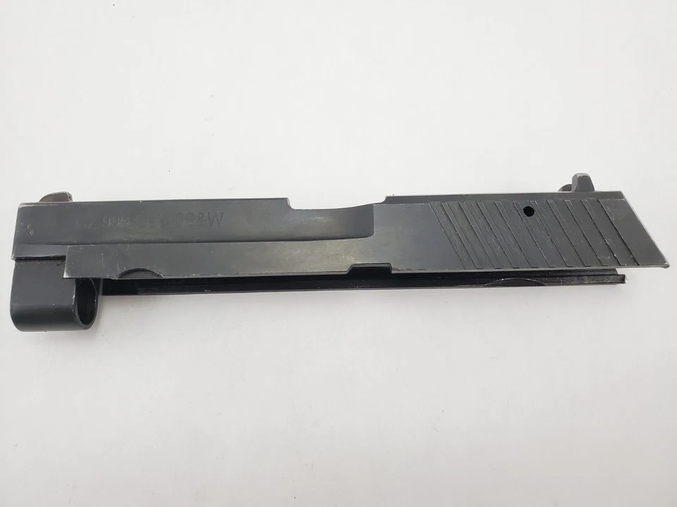 Pistola Zastava CZ999 despojada corrediça 40 mira S&W 40 cal - Imagem 4 de 4