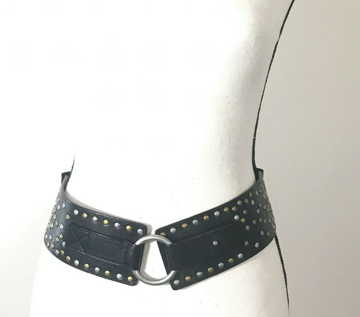 Women S Black Studded Elastic Cinch Wide O Ring Belt Small Medium Ebay Women S Black Studded Elastic Cinch Wide O Ring Belt Small Medium Ebay