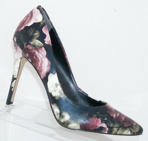 charles david floral pumps