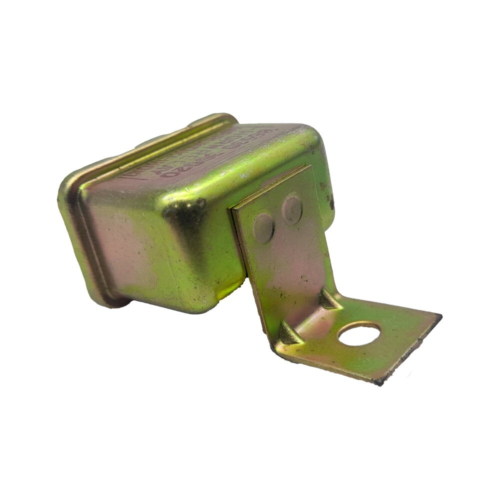 TOYOTA LAND CRUISER FJ40 BJ40 HORN RELAY 24 V 10 A 3PIN NOS 8653036020