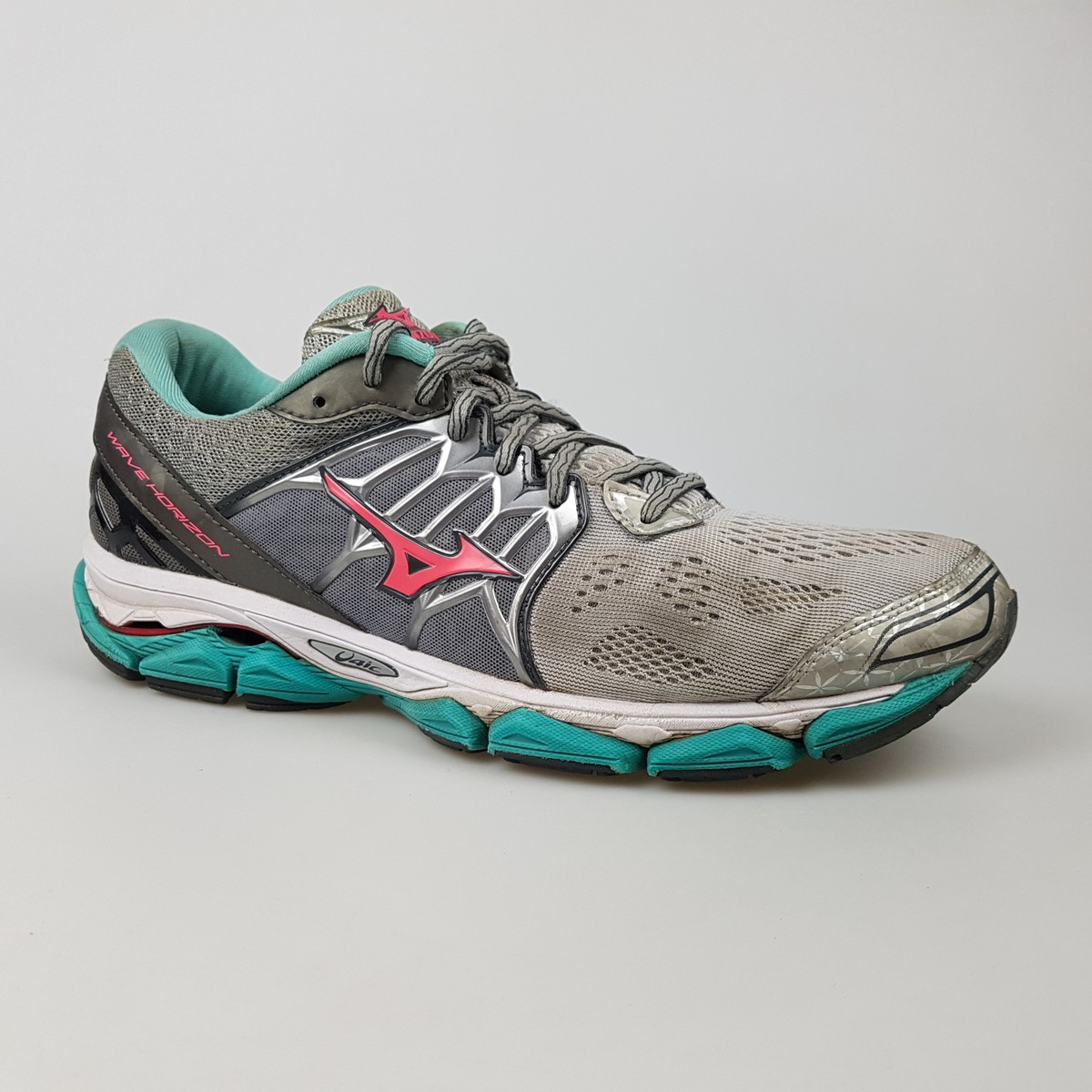 Women's MIZUNO 'Wave Horizon' Sz US Runners Shoes Grey 3+
